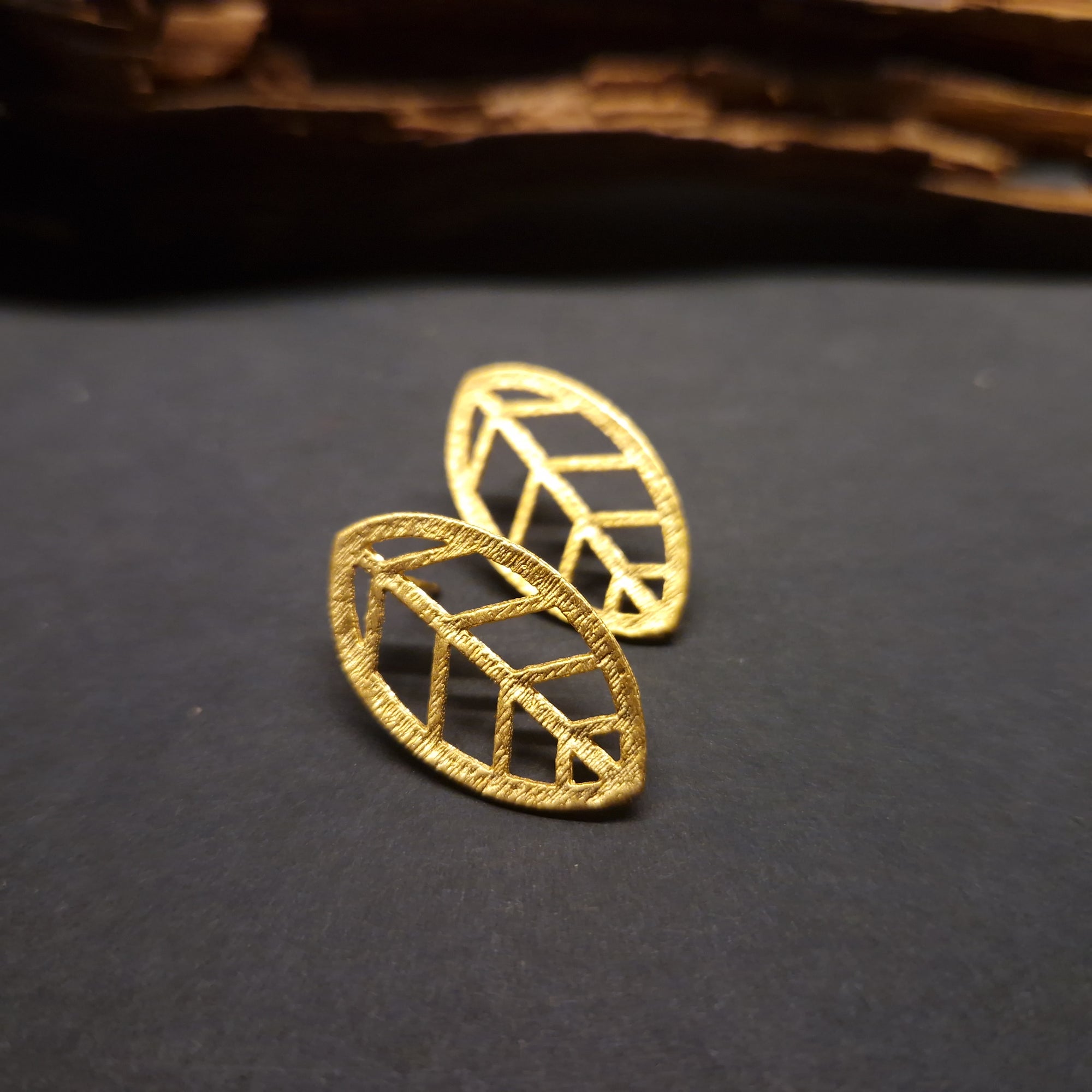 Gold «Leaf» stud earrings