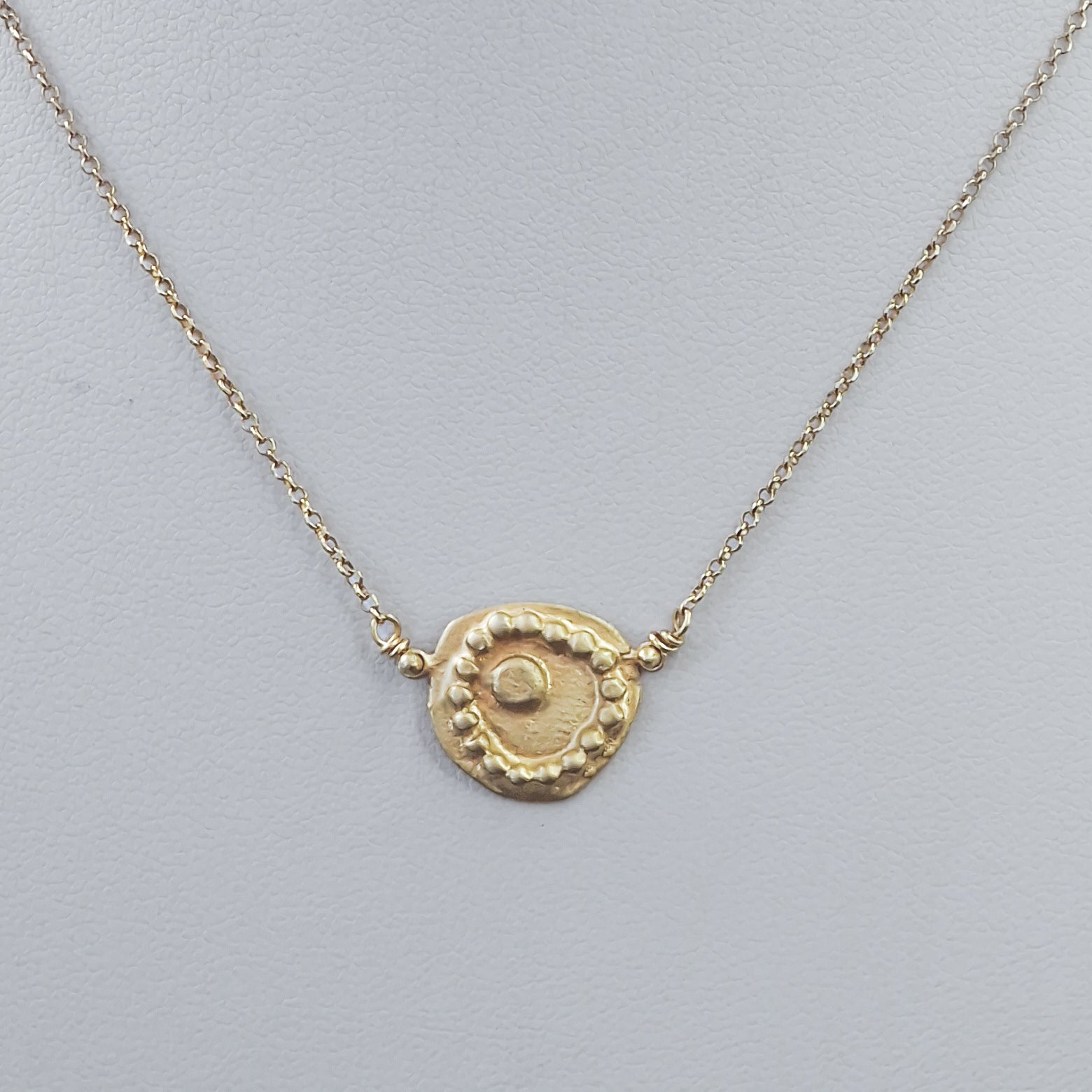 Gold «Dots» necklace