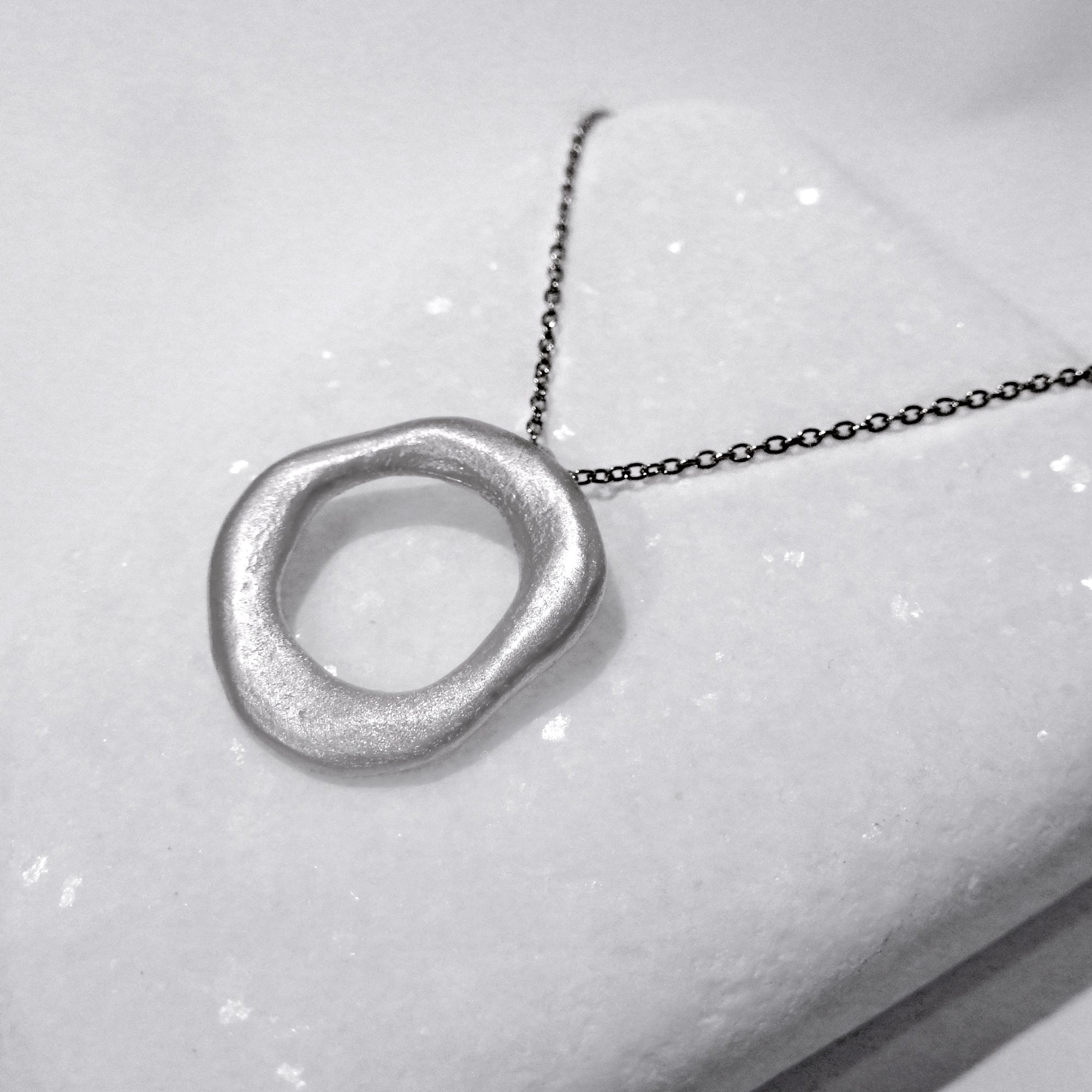 Silver necklace «Circle»