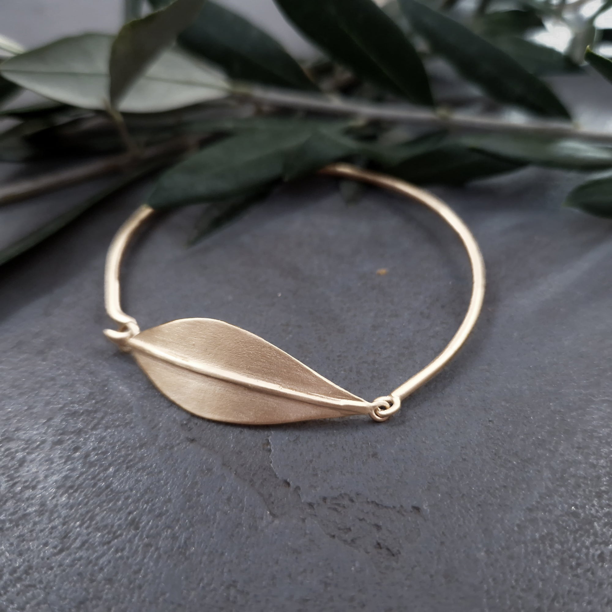 Gold bracelet «Olive Leaves»