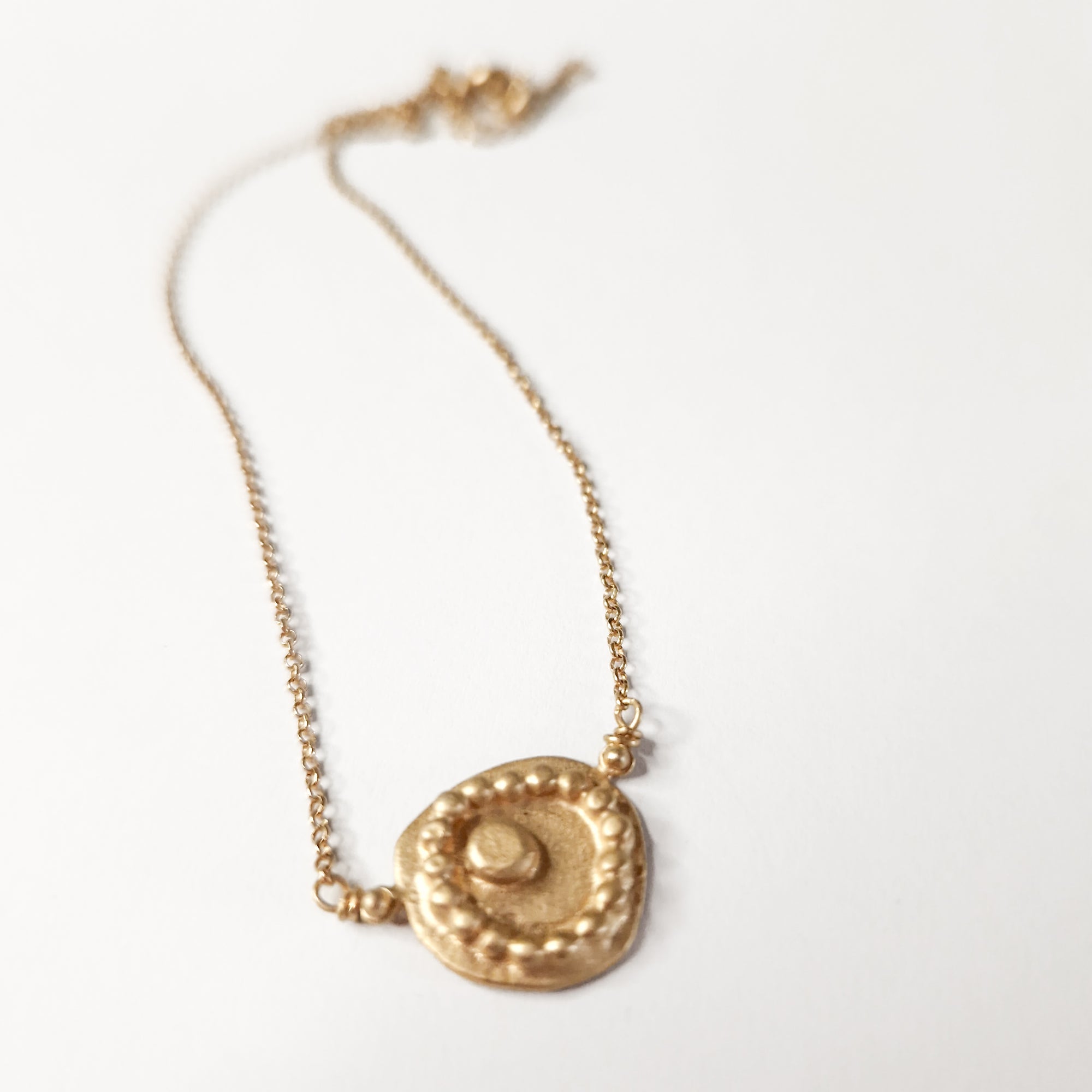 Gold «Dots» necklace