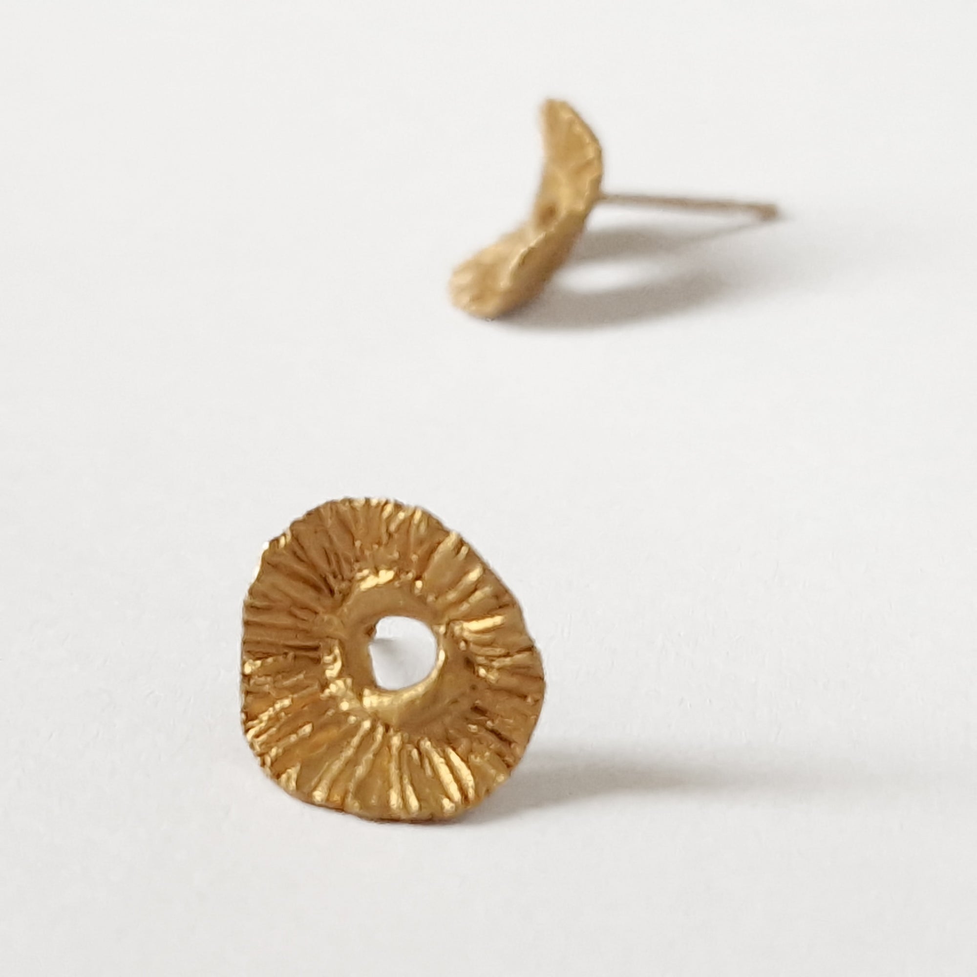 «Flower» stud earrings. Silver, gold plated earrings.