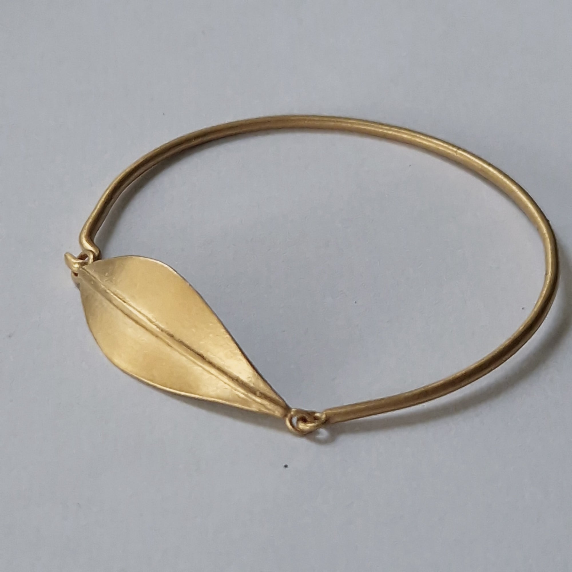 Gold bracelet «Olive Leaves»