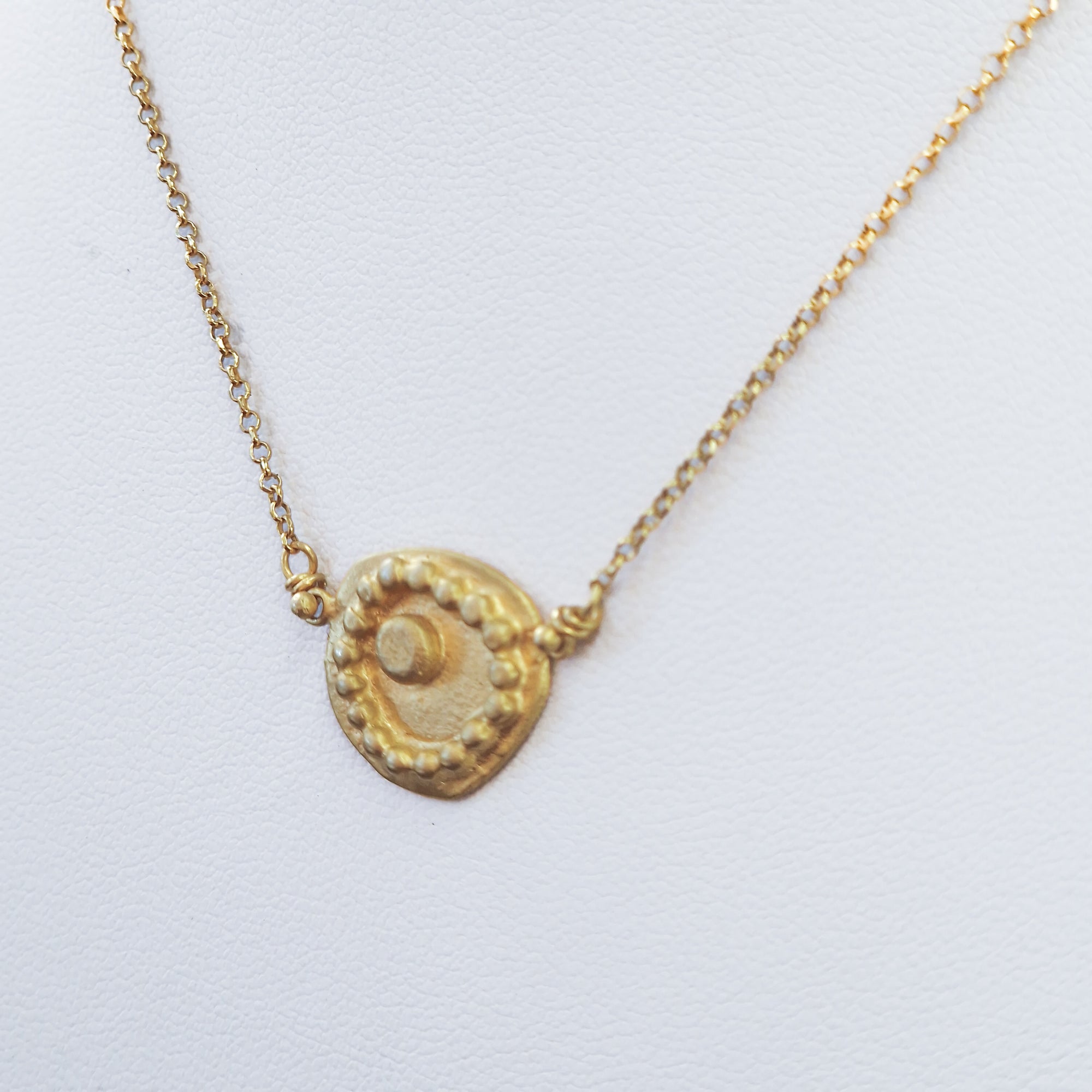 Gold «Dots» necklace