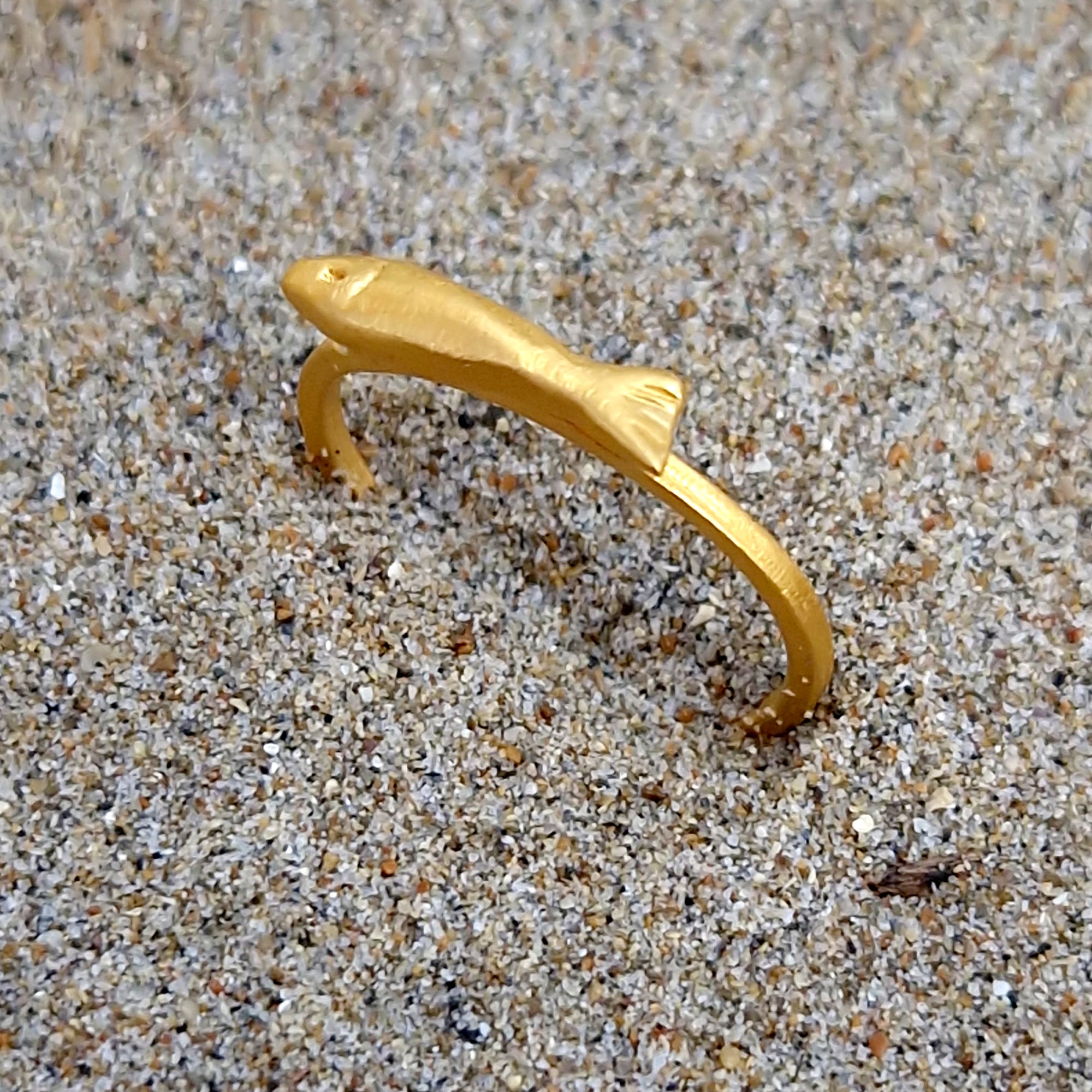 Small gold plated «Fish» ring