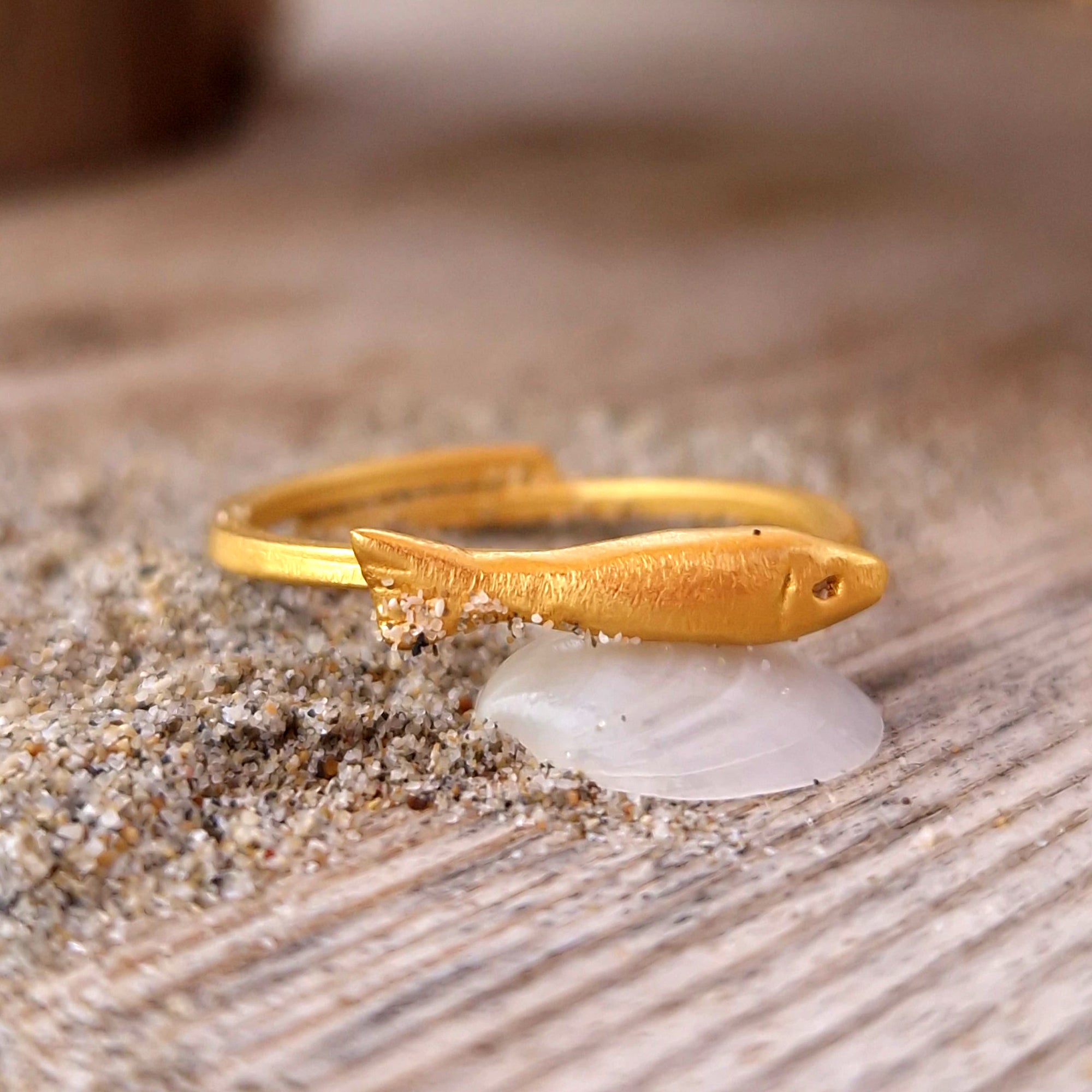 Small gold plated «Fish» ring