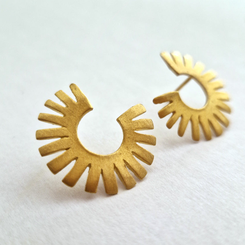 Gold geometric Sun stud earrings