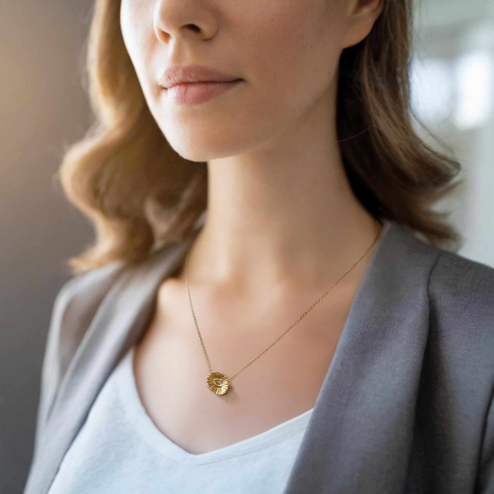 Gold «flower» necklace